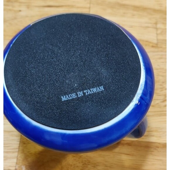 No Spill non slip Coffee Mug Pottery Ceram blue and white, Made in Taiwan Box - Picture 12 of 12